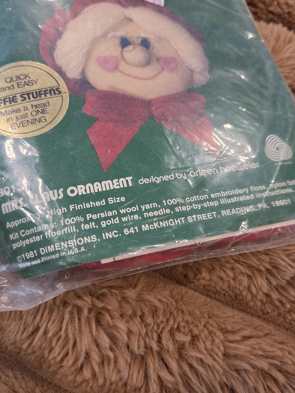 Dimensions vintage 1981